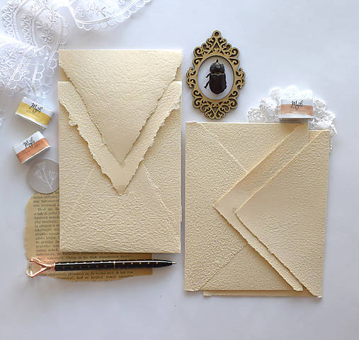 Papiernictvo - Obálka z ručného papiera- Krémová - 17652470_