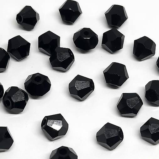 Sklenené korálky bicone 6mm-1ks