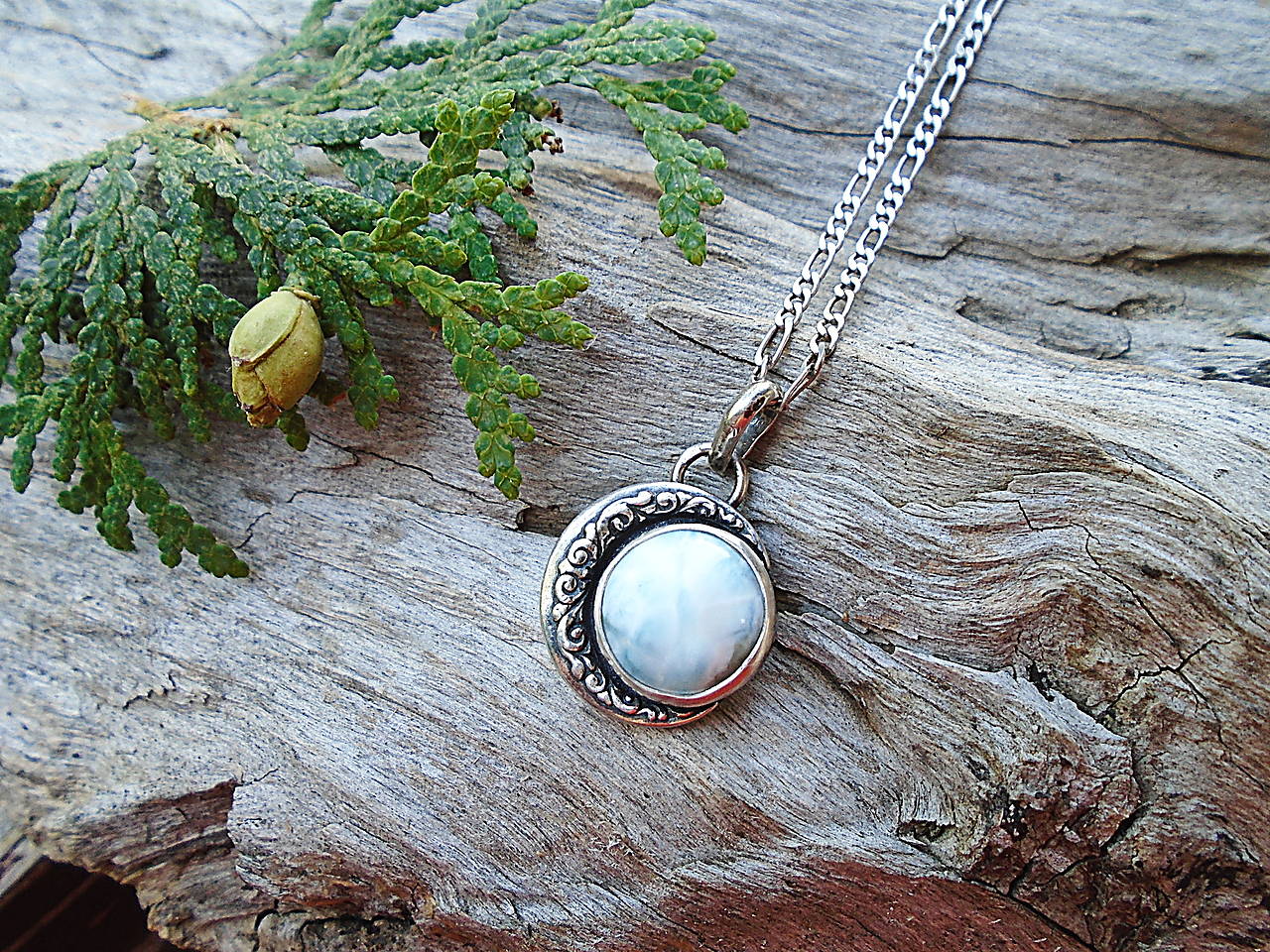 Strieborný prívesok Ag925 Mesiac - Larimar