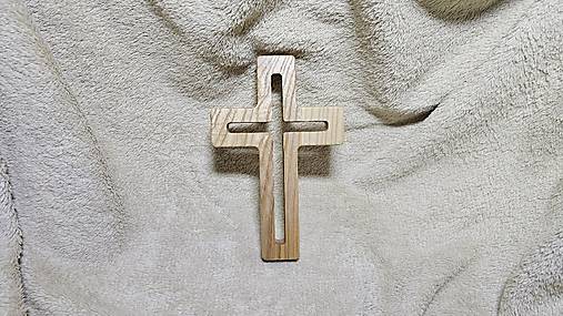 Dekorácie - Drevený svadobný krížik- Jaseň - 17656241_