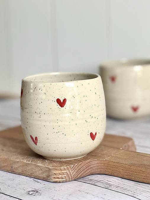 Dotty Love - pohárik na čaj (400ml, bez uška)
