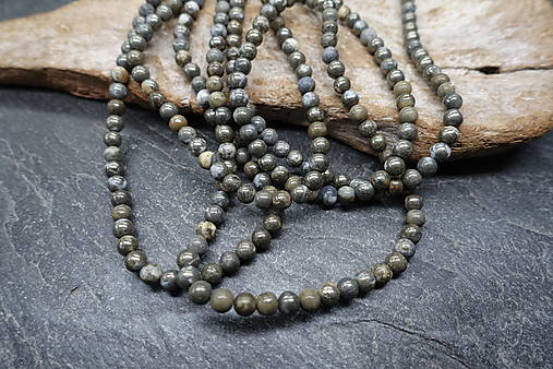 Minerály - Markazit 4-6-8-10-12 (6mm (64ks)) - 17660430_