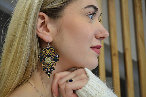 Náušnice - Náušnice HANA zdobené (cca 8cm - Čierna) - 17658745_