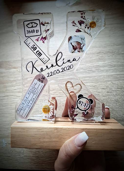 Spomienkové písmenko -dievča