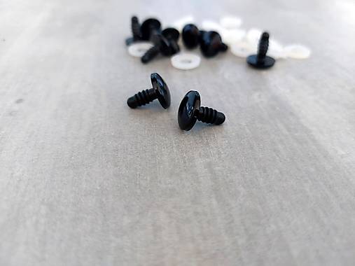 Ploché bezp.očko, 13mm