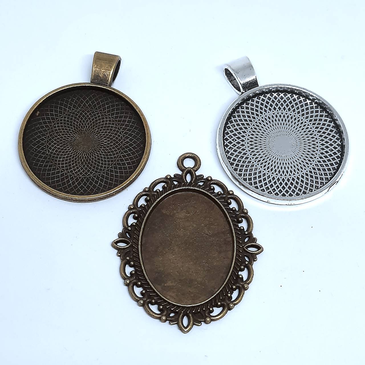 Kovové lôžko -1ks