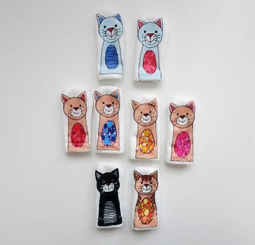 MINI pršteková maňuška - sada zvieratká na farme I (mačička)