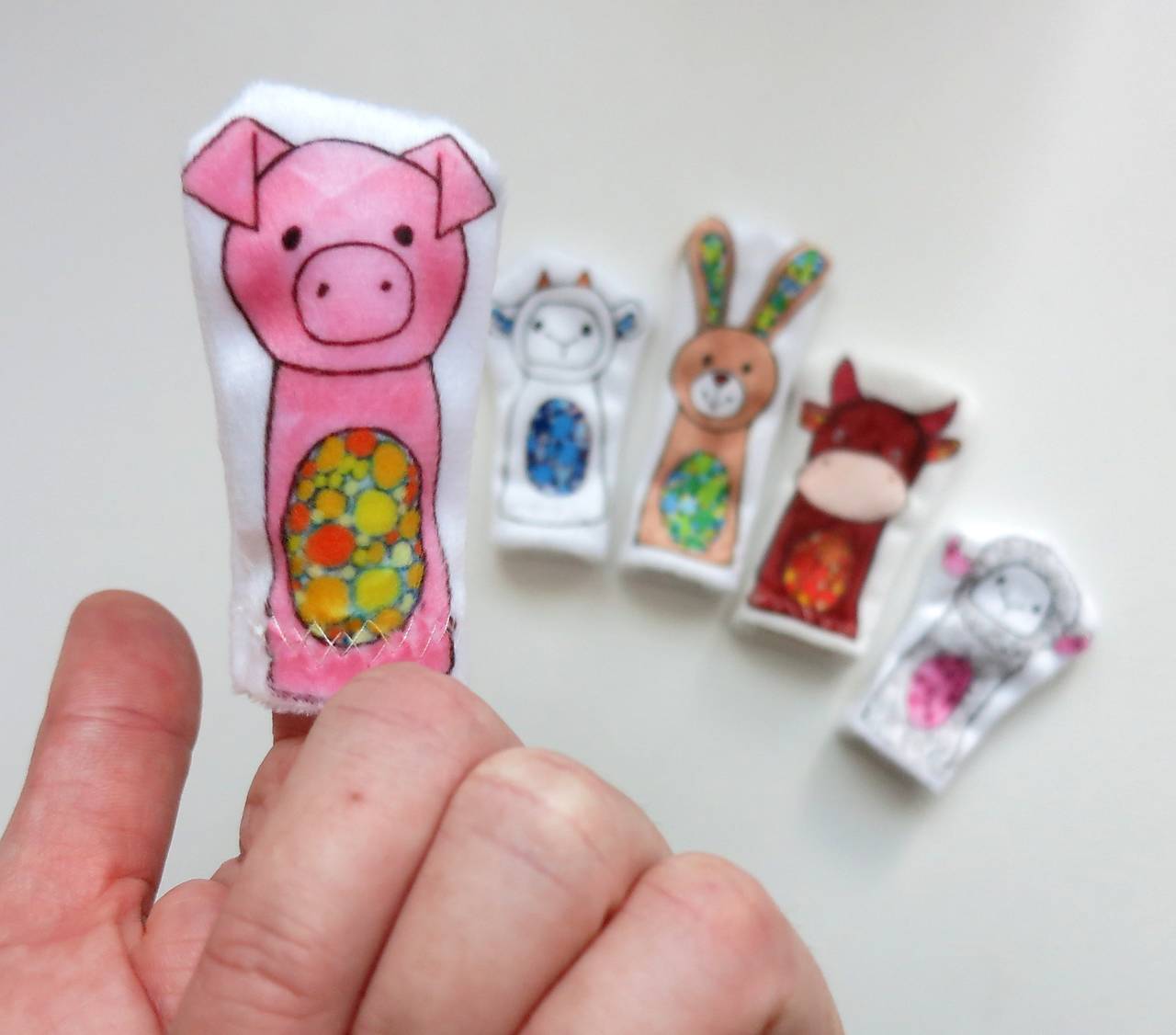 MINI pršteková maňuška - sada zvieratká na farme II (prasiatko)
