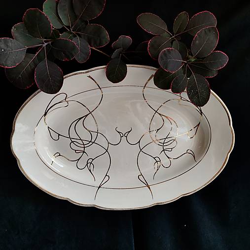 Dekorácie - Závesný porcelánový podnos - upcyklovaný porcelán - 17664883_