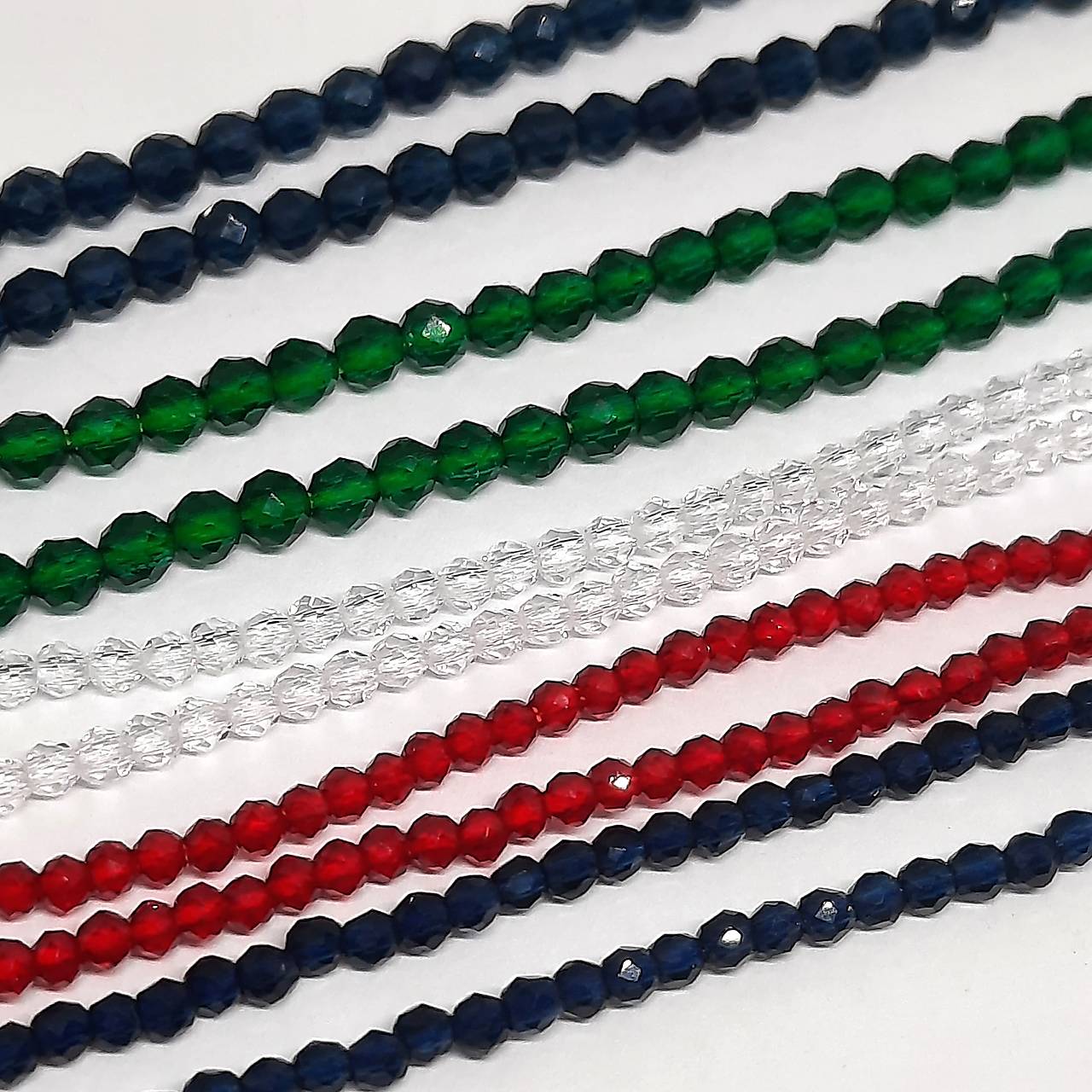 Sklenené fazet korálky-1návlek