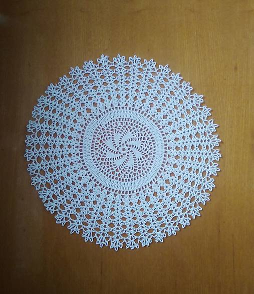 Úžitkový textil - Ručne háčkovaná dečka H91 okrúhla biela priemeru 30cm - 17669173_