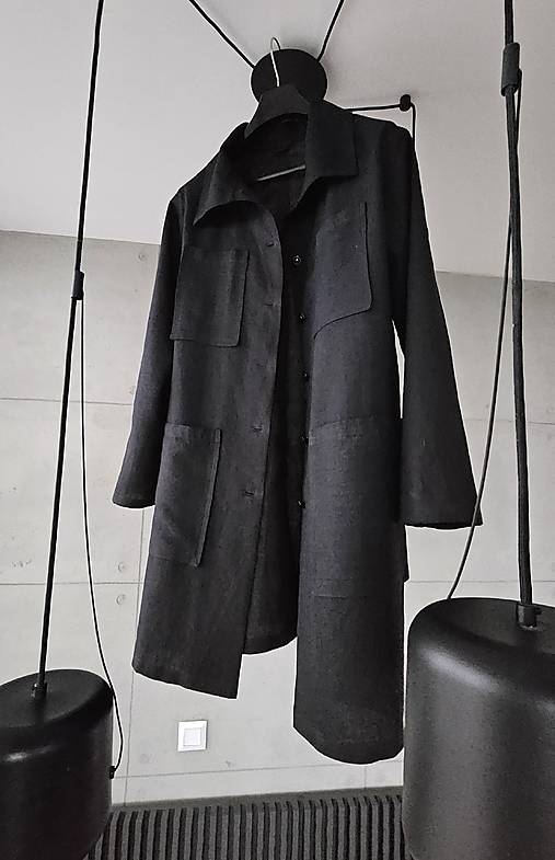 Bundy a kabáty - Ľanový kabát NERO - 17668726_