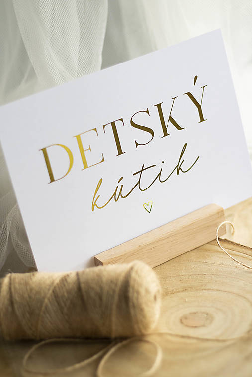 Papiernictvo - Detský kútik - info kartička A5 ZLATÁ (písané & tlačené písmo) - 17670988_