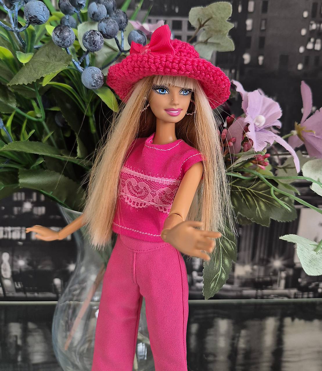Ružový klobúk pre Barbie