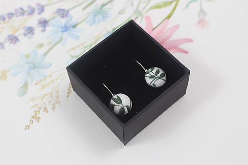 Prírodné štýlovky – náušnice z prírodných látok na každý deň