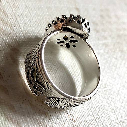 Floral Labradorite Ring / Masívny vintage prsteň s labradoritom E006