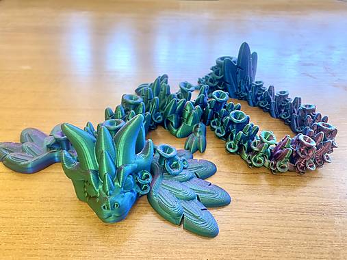 Dekorácie - Flexibilný Korálový drak - 17686140_