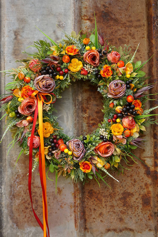 Dekorácie - Veniec - Jesenné ruže - 17687950_