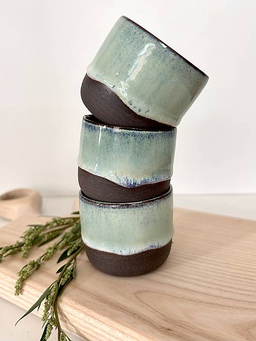 Nádoby - Keramický hrnček - 17687014_