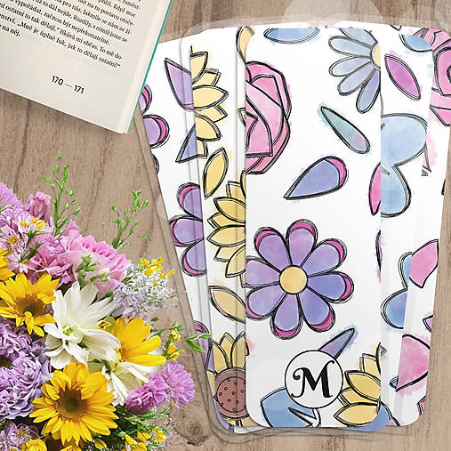 Papiernictvo - Floral with petals watercolour - záložka do knihy s iniciálom - 17689898_