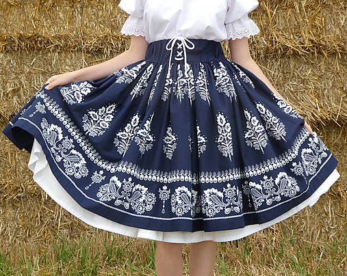 Sukne - Suknica Biely folklór so šnurovačkou - 17690823_