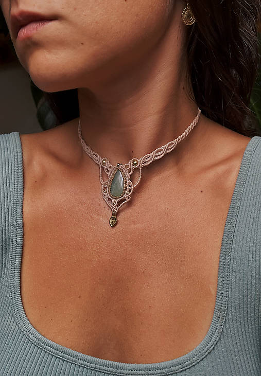 Náhrdelníky - Micro macramé choker s akvamarínom - 17692572_