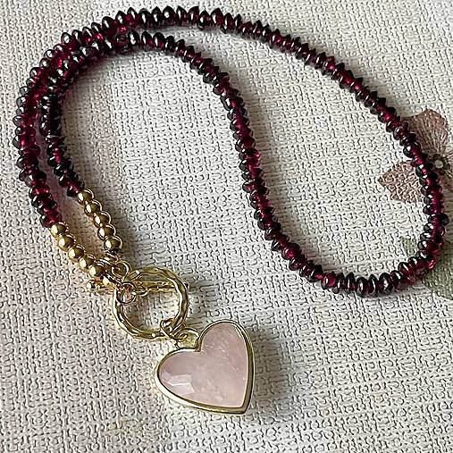 Luxury Garnet and Rose Quartz Heart Necklace Stainless Steel / Náhrdelník granát, prívesok srdce E005