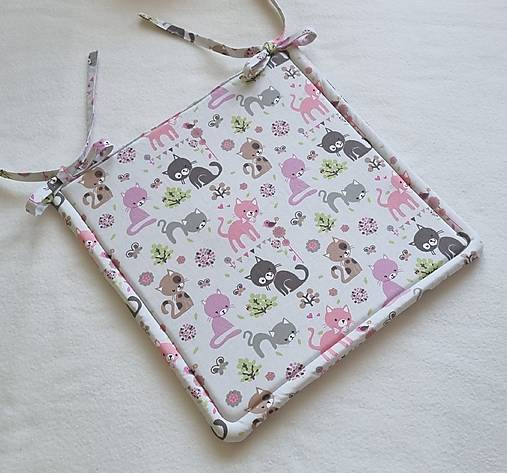 Detský textil - Podsedák na školskú stoličku  dievčenský (Mačičky č.2) - 17694567_