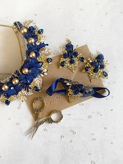 Kvetinový glam choker "kráľovná dlhej noci”