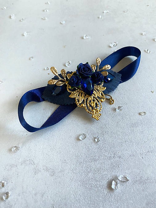 Kvetinový glam choker "kráľovná dlhej noci”