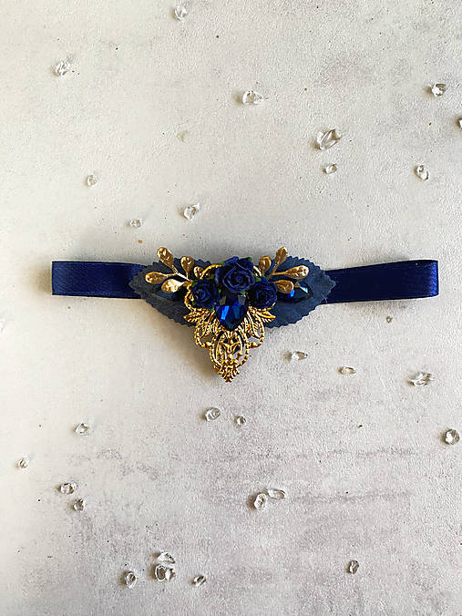 Kvetinový glam choker "kráľovná dlhej noci”
