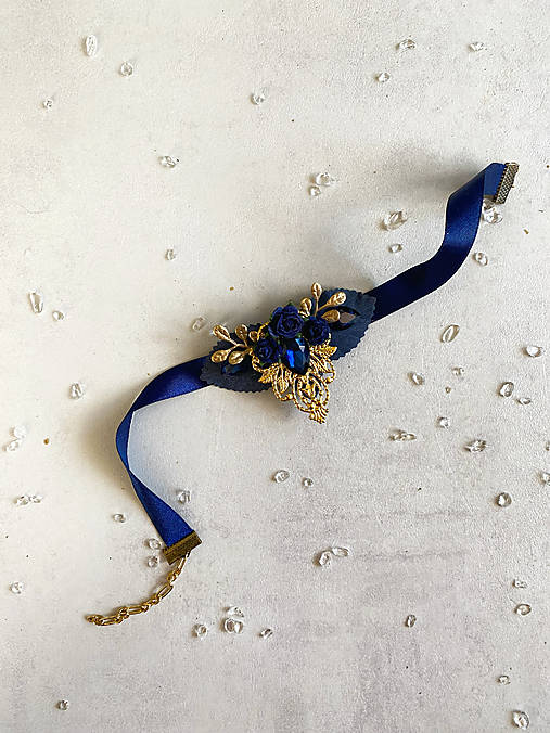 Kvetinový glam choker "kráľovná dlhej noci”