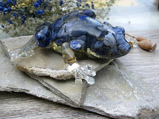 Žaba z minerálov - dekorácia (lapis lazuli)