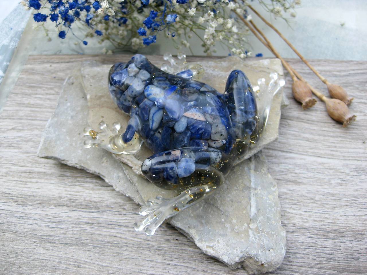 Žaba z minerálov - dekorácia (lapis lazuli)