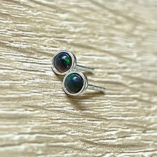 Natural Black Opal Ag925 Earrings / Strieborné napichovačky s čiernym opálom E004