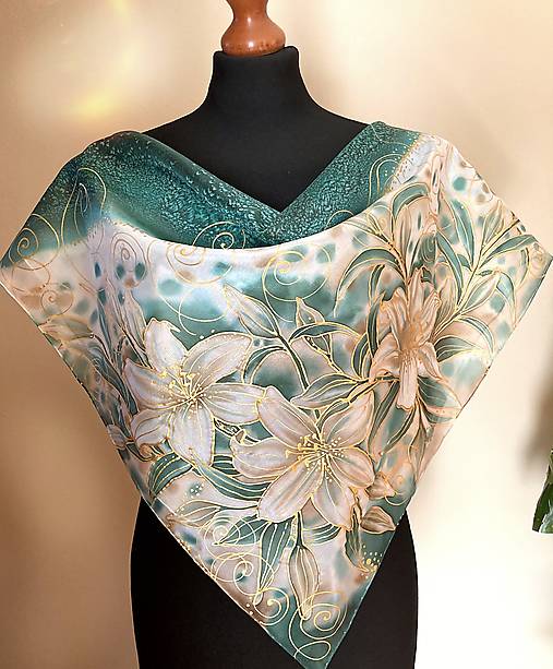 Šatky - Hodvábne ľalie v zelenej + darčekové balenie grátis... - 17703960_