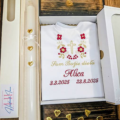 Detské oblečenie - Košieľka na krst K14 bordová so zlatou v darčekovom balení a sviečka na krst zlaté srdiečka - 17708326_