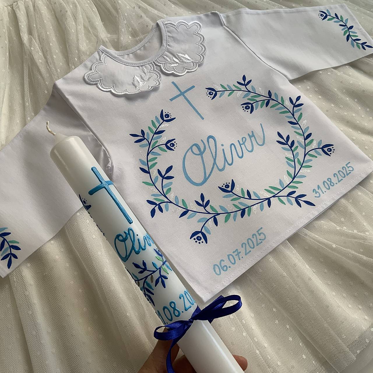 Krstná košieľka a svieca na krst maľovaná v (modrých odtieňoch)