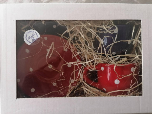 Nádoby - Piccolo sada šálok s podšálkou pre dvoch v darčekovom balení (Červená a kobaltová) - 17712029_