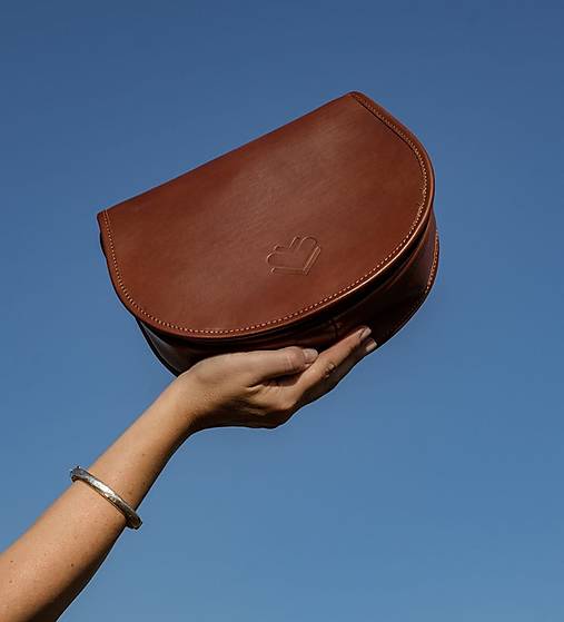 Kabelky - Kožená kabelka midi M B1 - hnědá  - 17713955_