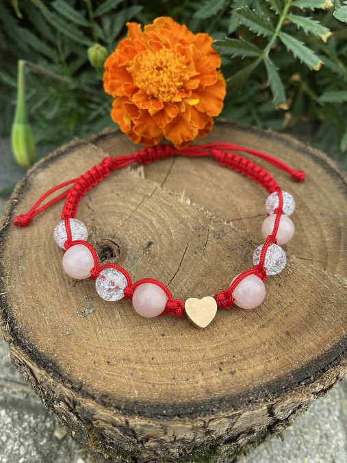 Náramky - Pletený náramok so srdiečkom  - 17715993_