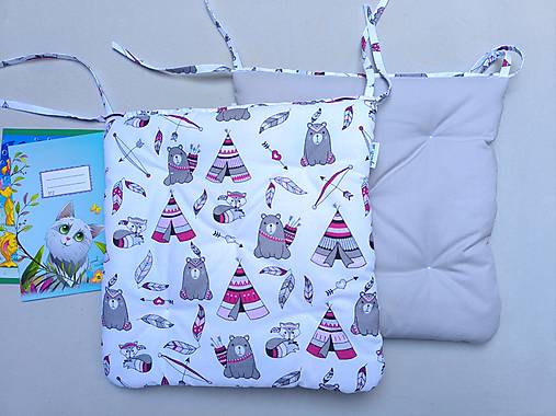 Podsedák na školskú stoličku (Ružoví indiáni)