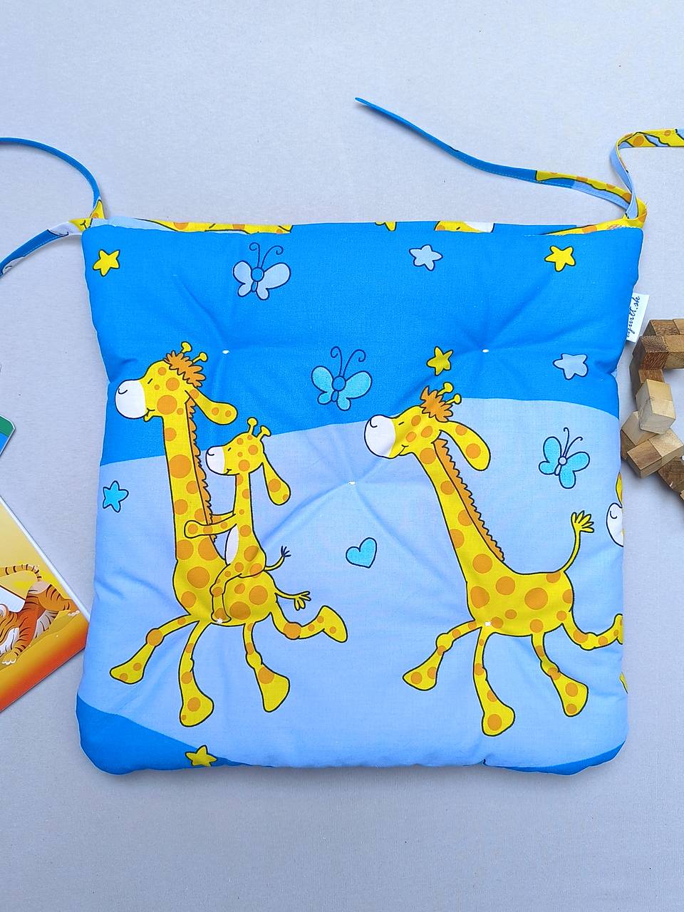 Podsedák na školskú stoličku (Žirafy)