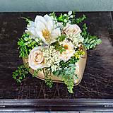 Dekorácie - Dušičky - marhuľová ikebana na hrob v tvare srdca č.122 - dekorácia - 17718849_