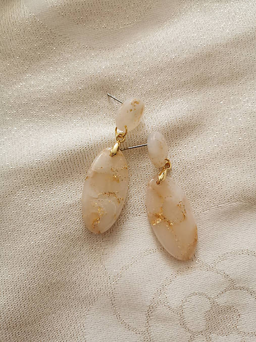 Náušnice - Beige & Shimmer - náušnice z modelovacej hmoty - 17721328_