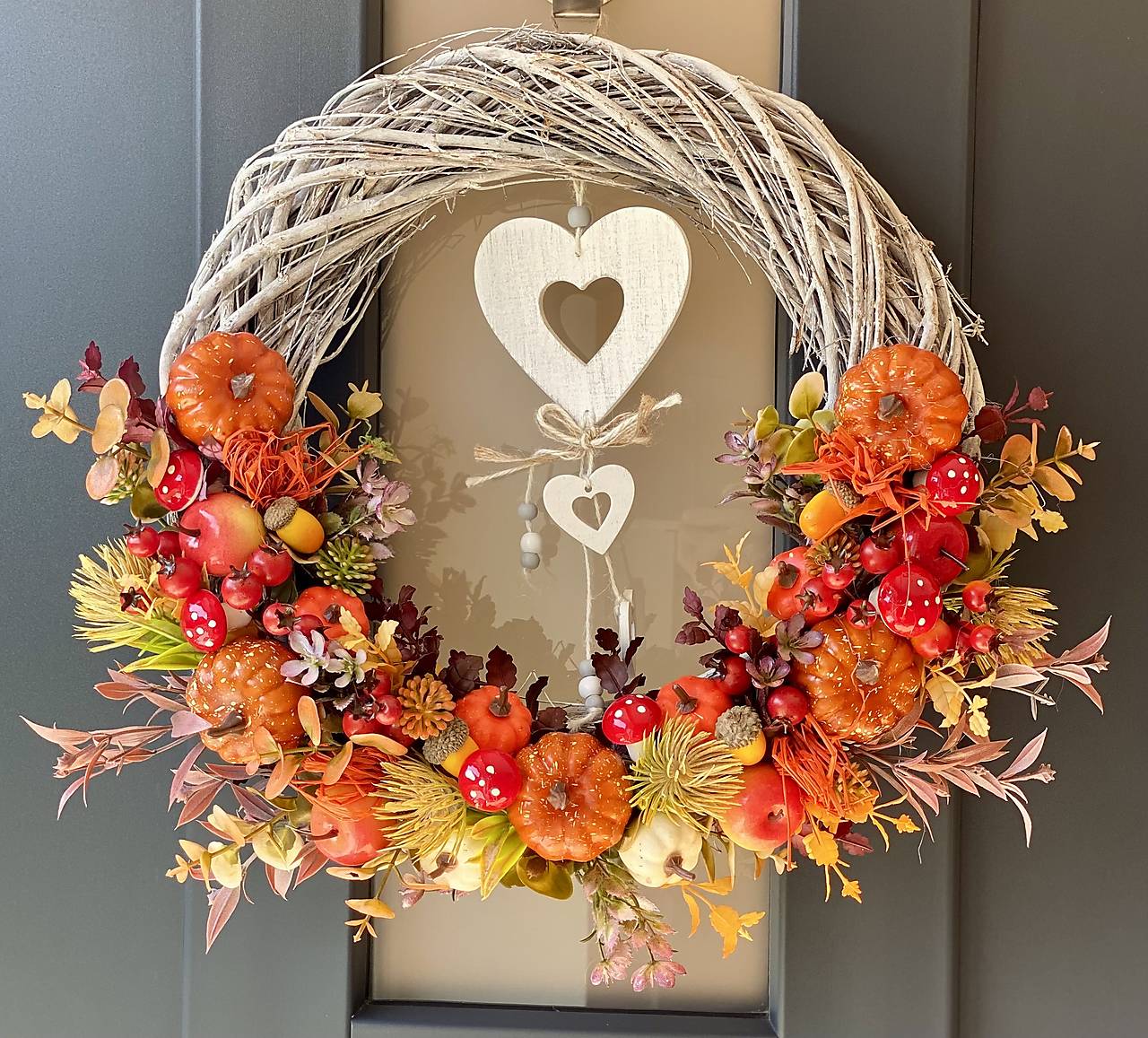 Jesenný veniec na prútenom základe 38cm dekorácia na dvere Venček J3