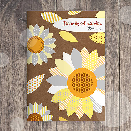 Papiernictvo - Denník sebasúcitu floral with petals (slnečnice (oriešková + vanilková)) - 17721261_
