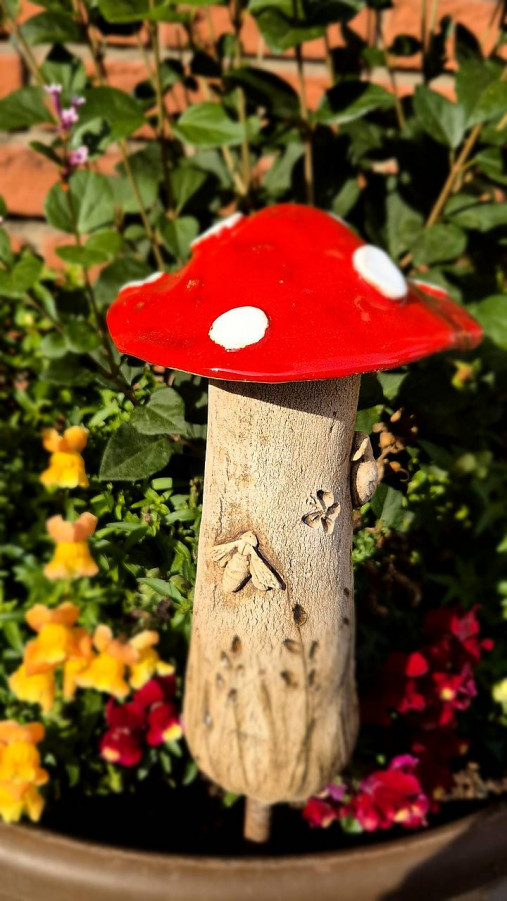 Dekorácie - Keramická muchotrávka - 17723756_