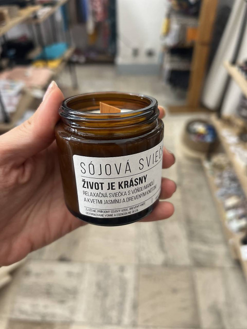 Vonná prírodná sójová sviečka 90g (Život je krásny - mandle, kvety jasmínu)