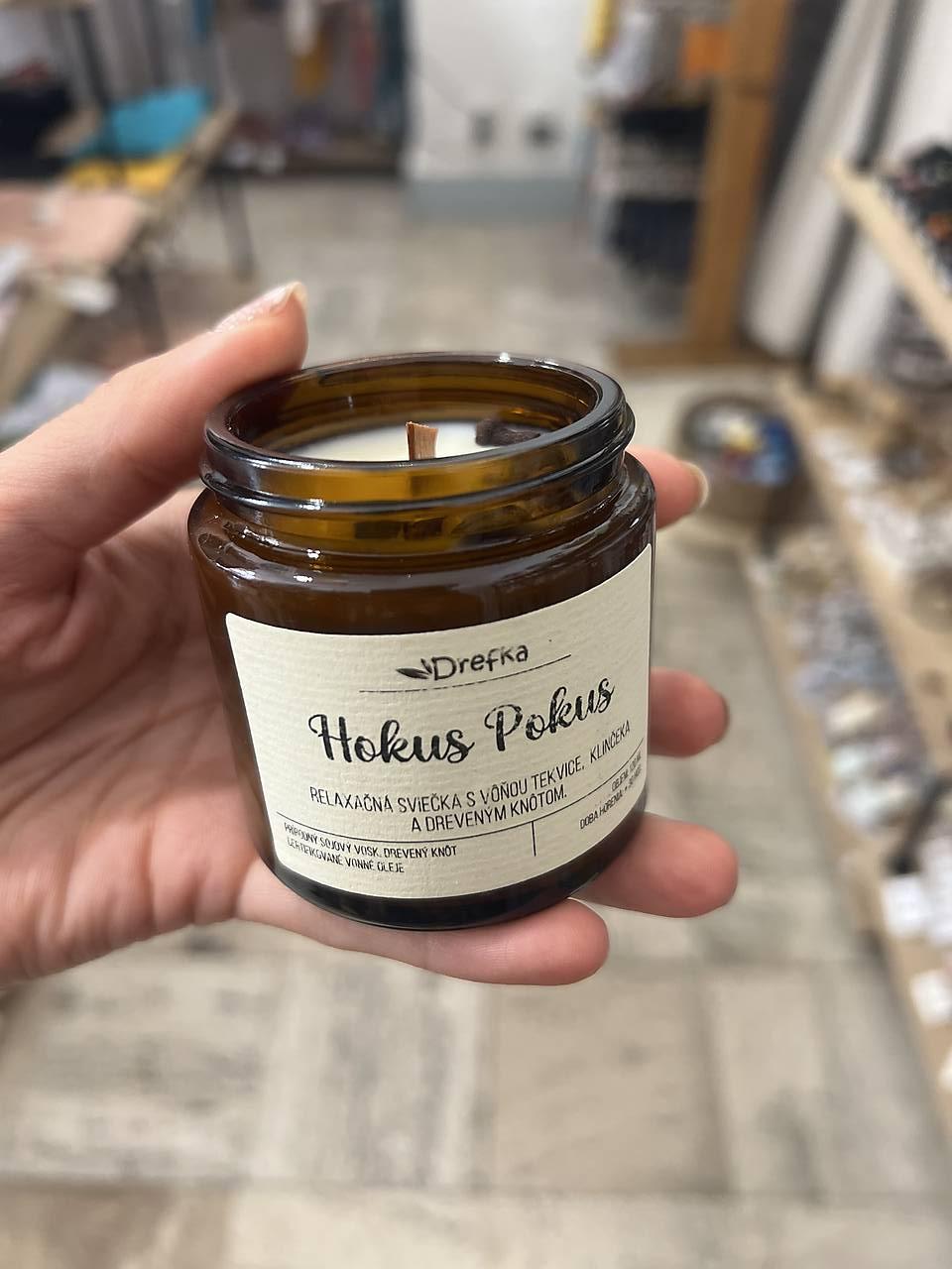 Vonná prírodná sójová sviečka 90g (Hokus Pokus - tekvica, klincek)